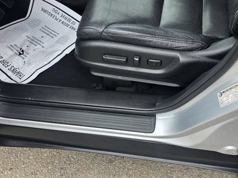 Used 2015 Honda CR-V EX-L image 10