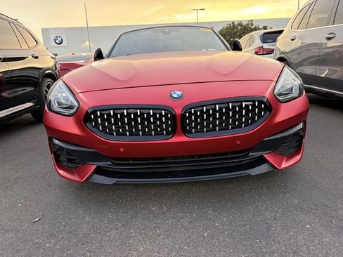 Used 2019 BMW Z4 sDrive30i w/ Premium Package RWD image 2