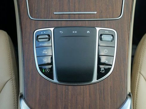 Used 2022 Mercedes-Benz GLC 300 GLC 300 image 45