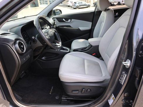 Used 2023 Hyundai Kona Limited image 16