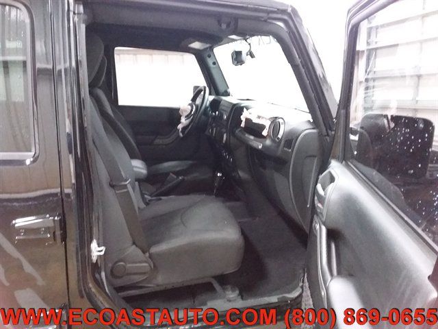 Used 2014 Jeep Wrangler Unlimited Sport w/ Quick Order Package 24S AWD/4WD image 13