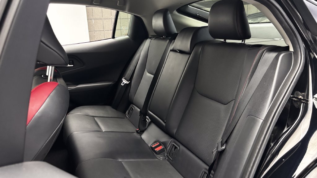 Used 2023 Toyota Prius Prime FWD image 30