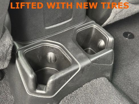 Used 2021 Jeep Wrangler Unlimited Sport image 29