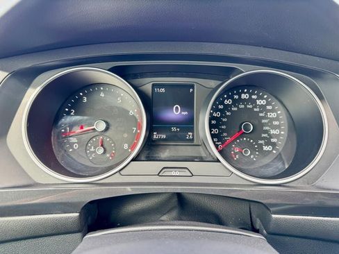 Used 2018 Volkswagen Tiguan S FWD image 2