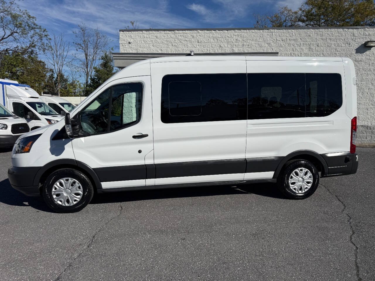 Used 2017 Ford Transit 350 XLT RWD image 39