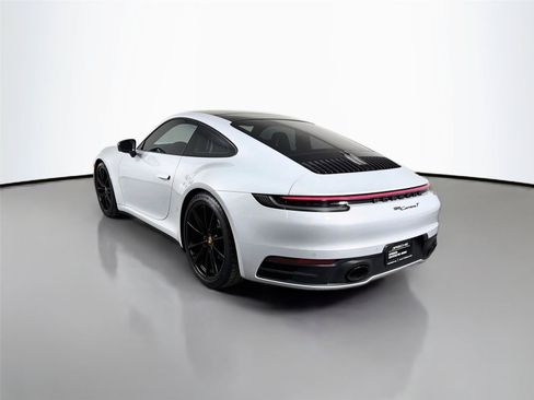 Used 2024 Porsche 911 Carrera T RWD image 3