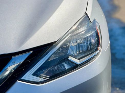 Used 2019 Nissan Sentra SV image 25