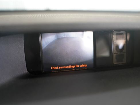 Used 2011 Toyota Sienna LE FWD image 20