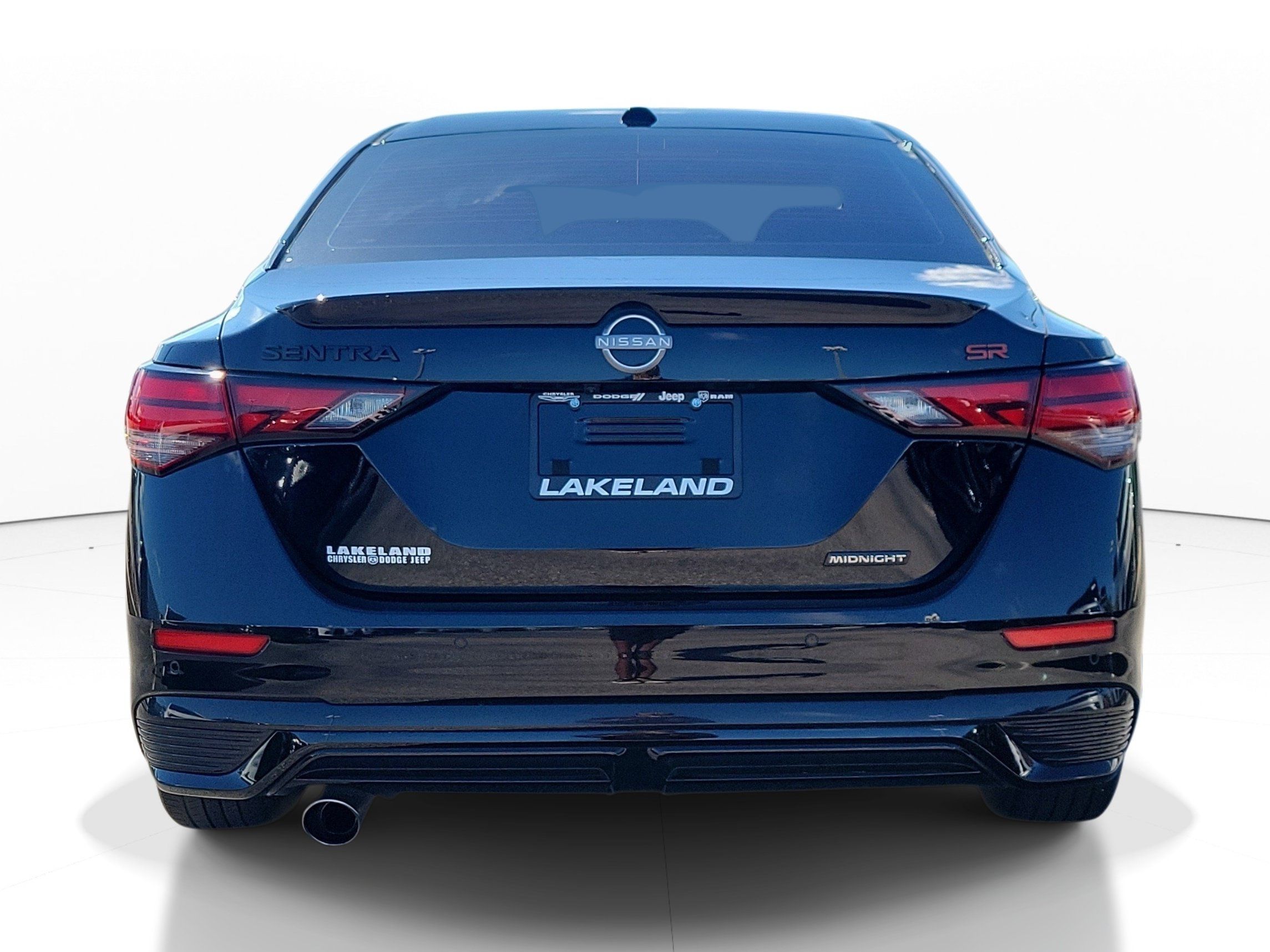Used 2025 Nissan Sentra SR w/ Midnight Edition FWD image 5