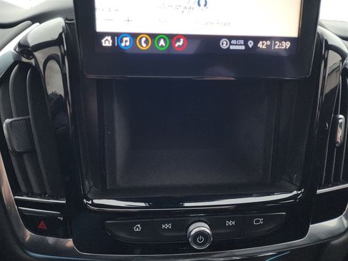 Used 2023 Chevrolet Traverse RS image 28