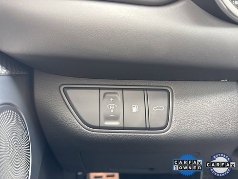 Used 2023 Genesis G70 2.0T w/ Sport Prestige Package image 32