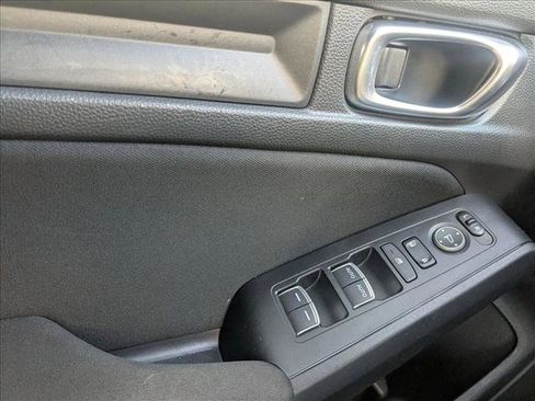 Used 2023 Honda Civic Sport image 14