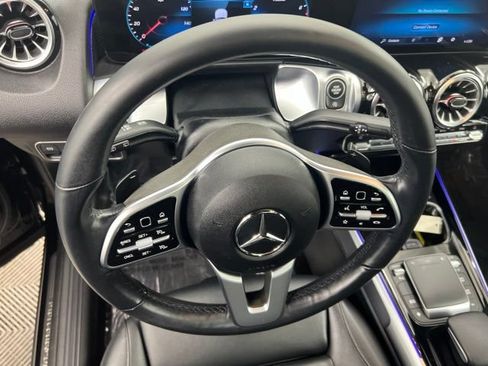 Used 2023 Mercedes-Benz GLB 250 4MATIC image 21