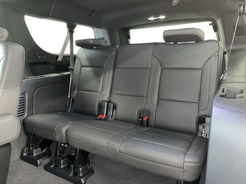 New 2026 Chevrolet Suburban High Country image 23