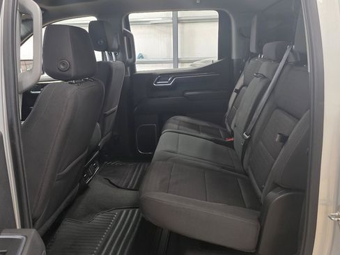 Used 2022 GMC Sierra 1500 Elevation RWD image 17