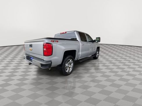 Used 2018 Chevrolet Silverado 1500 LT w/ LT Eassist Package image 7