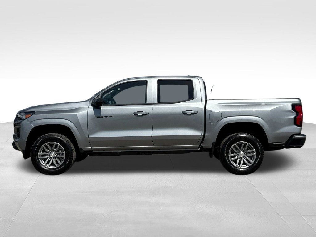 New 2026 Chevrolet Colorado LT RWD image 2
