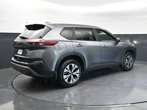 Used 2023 Nissan Rogue SV FWD image 5