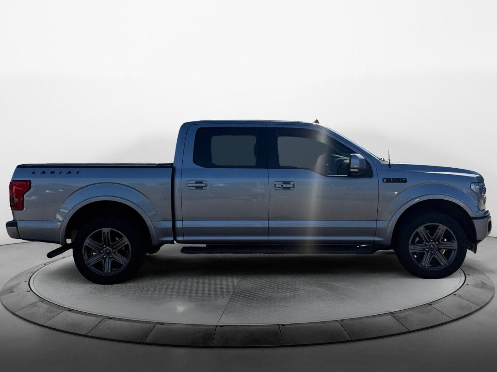 Used 2020 Ford F150 Lariat w/ Equipment Group 502A Luxury AWD/4WD image 2