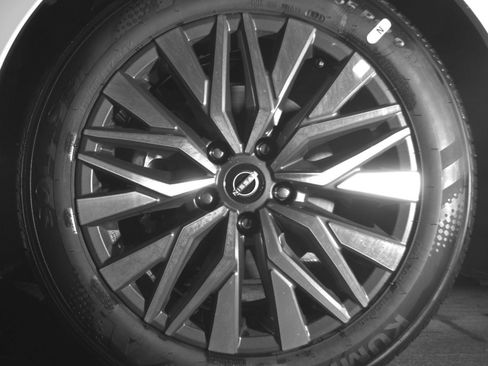 Used 2026 Nissan Altima 2.5 SV FWD image 15