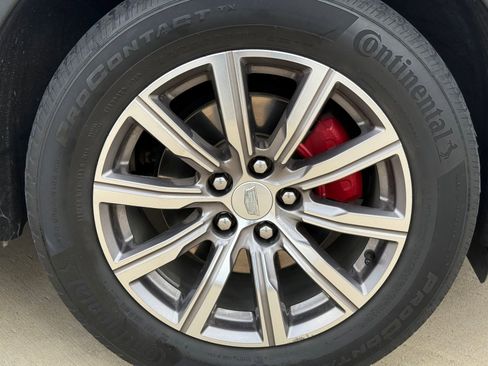 Used 2021 Cadillac XT4 Sport image 9