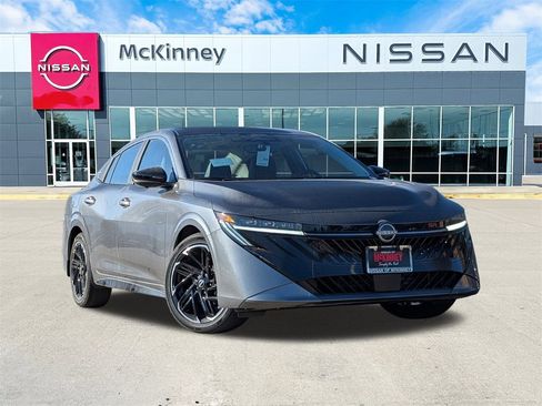 New 2026 Nissan Sentra SR image 1