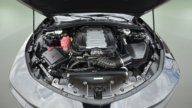 Used 2021 Chevrolet Camaro SS RWD image 29