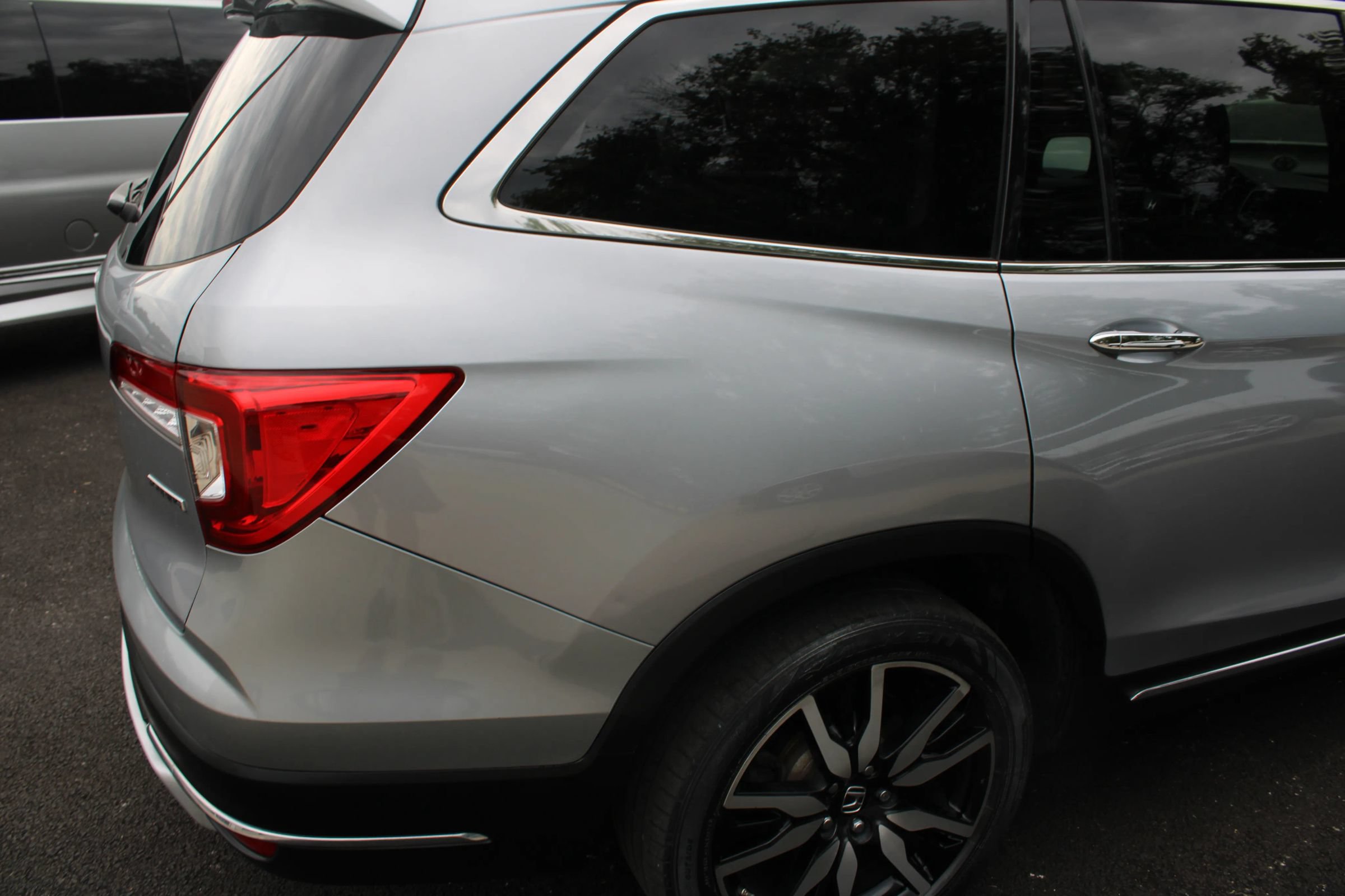 Used 2020 Honda Pilot Touring image 9