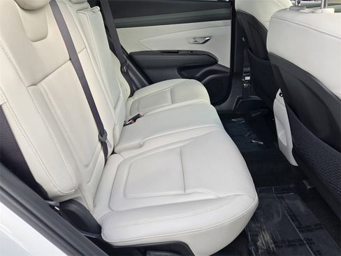 Certified 2026 Hyundai Tucson Limited image 15