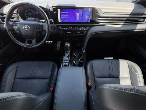 Used 2025 Toyota Camry XSE w/ Premium Plus Package image 11