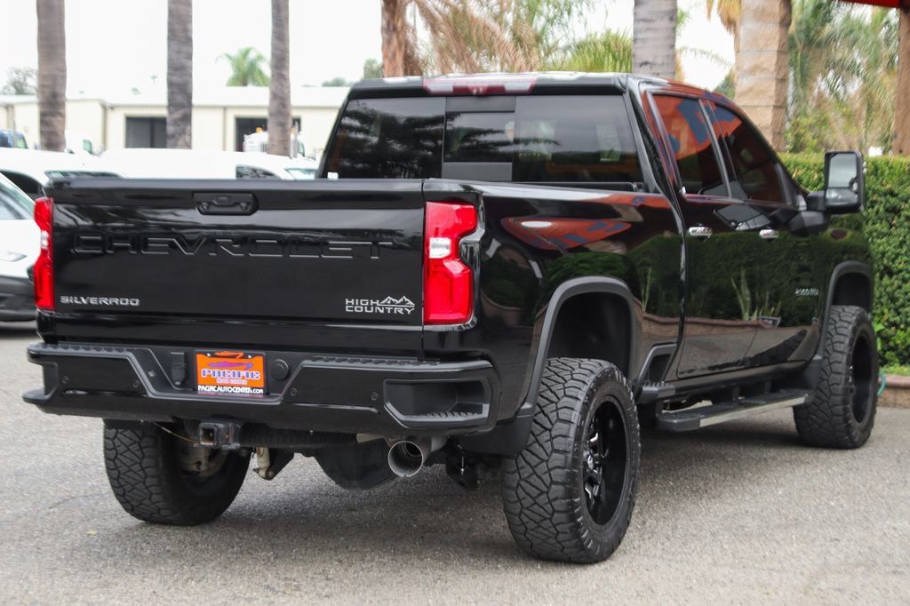 Used 2020 Chevrolet Silverado 2500 High Country w/ Technology Package AWD/4WD image 11