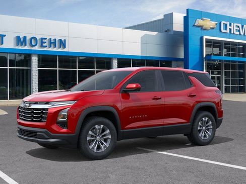 New 2026 Chevrolet Equinox LT w/ Convenience Package II FWD image 2