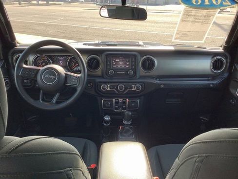 Used 2018 Jeep Wrangler Unlimited Sport S image 6