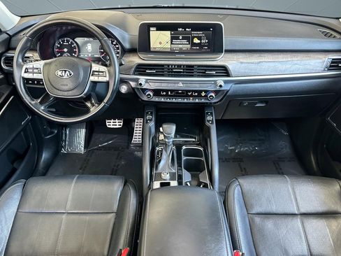 Used 2020 Kia Telluride SX w/ Towing Package FWD image 16
