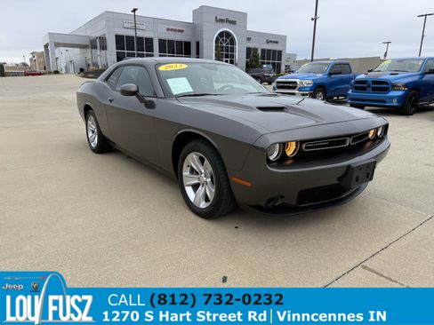 Used 2023 Dodge Challenger SXT image 1