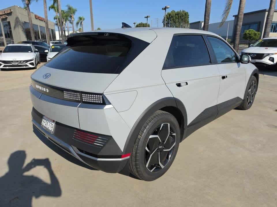 Used 2024 Hyundai Ioniq 5 SE RWD image 8