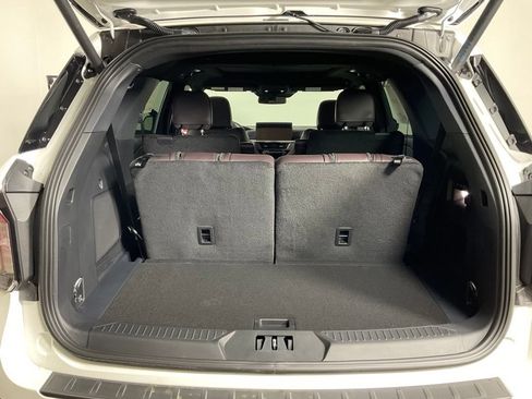 New 2026 Ford Explorer Platinum RWD image 11