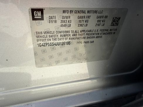 Used 2018 Buick LaCrosse Essence FWD image 22