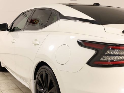 Used 2021 Nissan Maxima SR w/ Sport Mat Group image 46