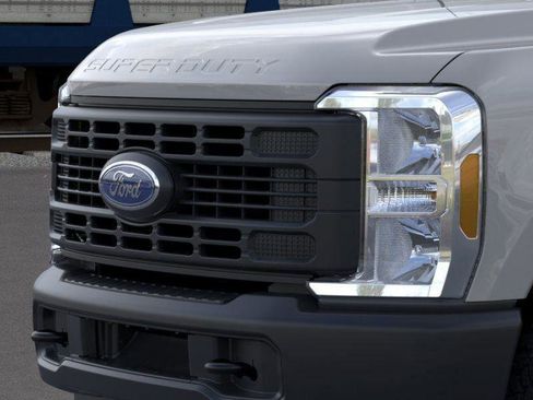 New 2026 Ford F250 XL w/ XL Off-Road Package image 43