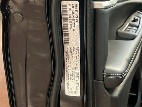 New 2025 Jeep Grand Cherokee Limited image 26