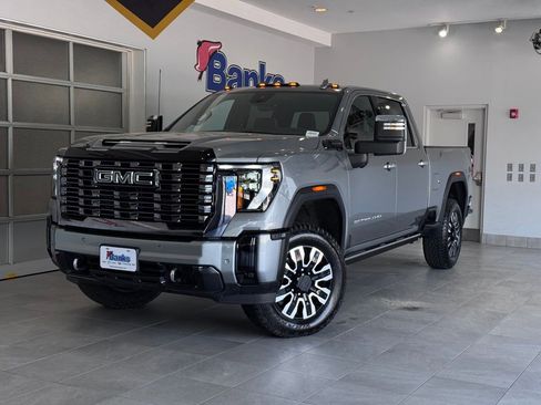 Certified 2025 GMC Sierra 3500 Denali Ultimate AWD/4WD image 2