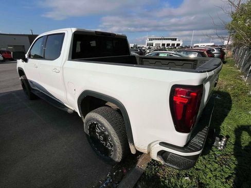 Used 2021 GMC Sierra 1500 AT4 w/ AT4 Premium Package image 3