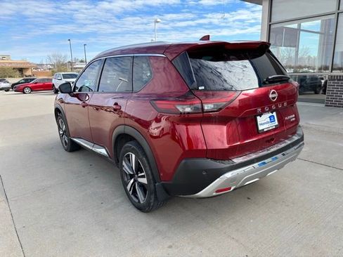 Used 2022 Nissan Rogue Platinum w/ Head-Up Display Package image 7