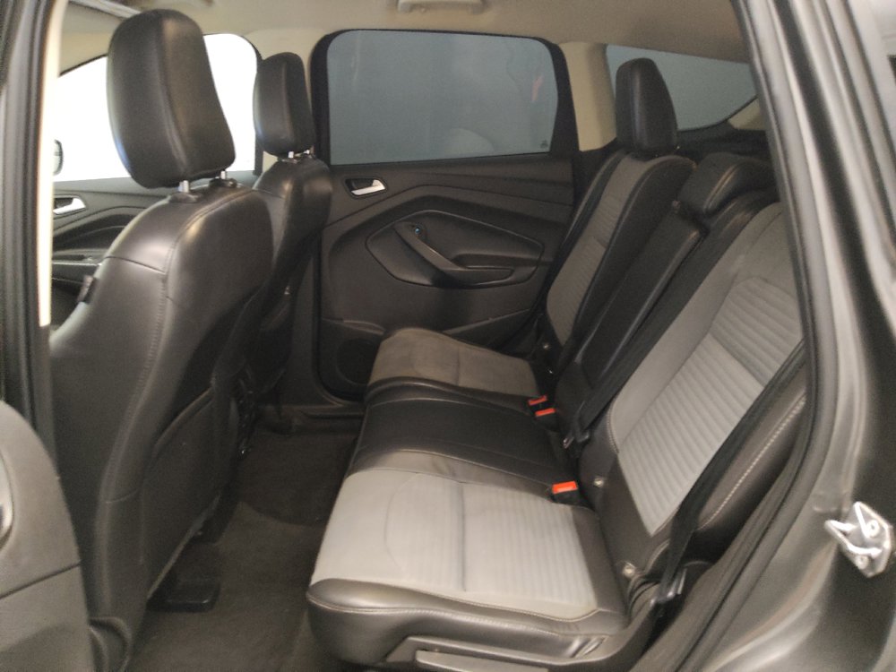 Used 2019 Ford Escape SE FWD image 18