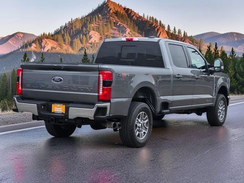 Used 2024 Ford F250 Lariat AWD/4WD image 7