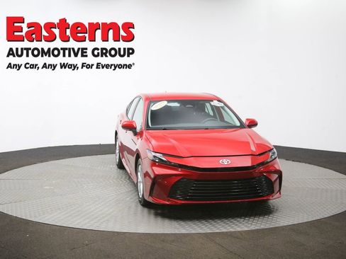 Used 2025 Toyota Camry LE FWD image 51