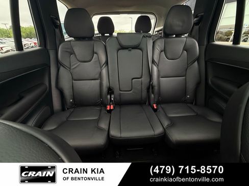 Used 2020 Volvo XC90 T6 Momentum AWD/4WD image 31