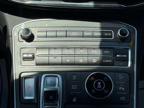 Used 2022 Hyundai Santa Fe Calligraphy AWD/4WD image 29