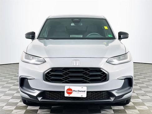 Used 2024 Honda HR-V Sport image 2